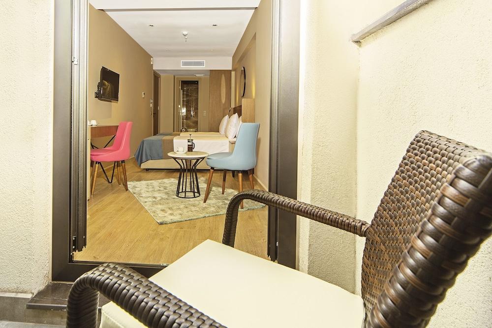 Redmont Nisantasi Готель Стамбул